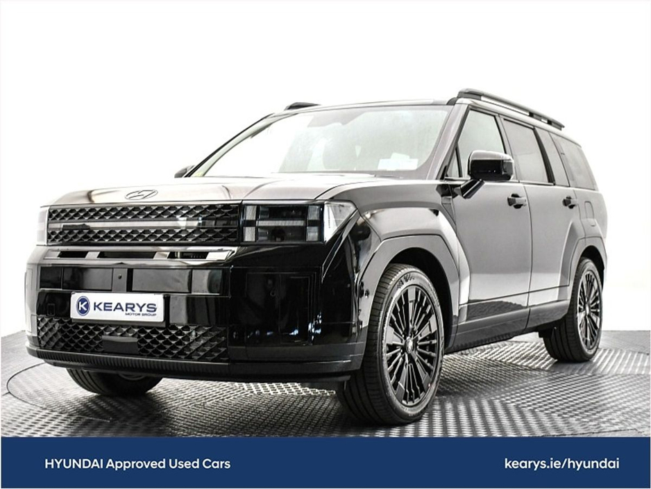 2025 Hyundai Santa Fe - image 10