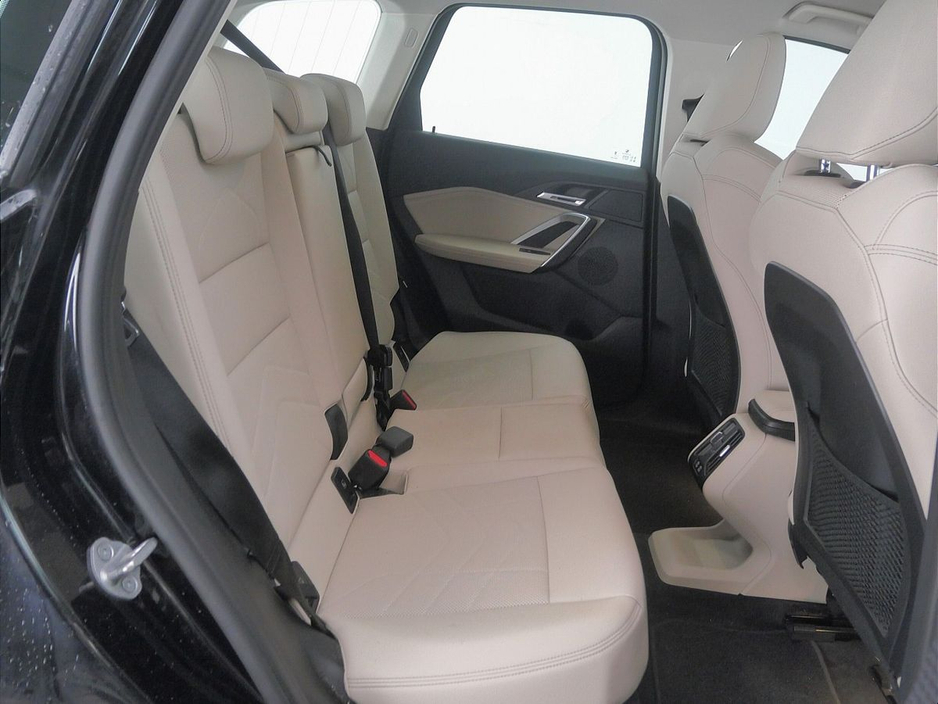 2023 BMW iX1 xDrive30 xLine €38,900