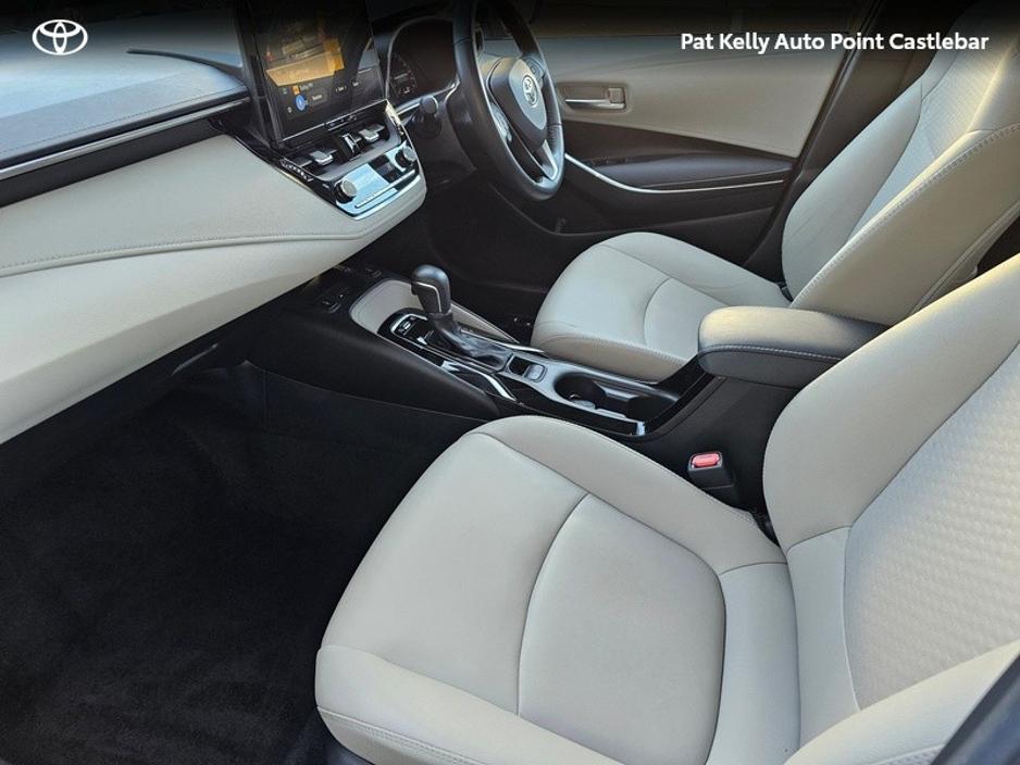 2024 Toyota Corolla - image 6