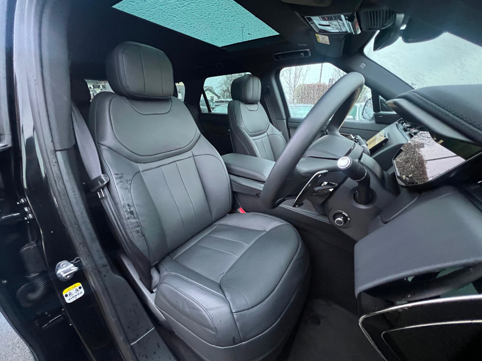2025 Land Rover Range Rover Sport P460E PHEV 3.0 EDITION *LOW KMS* €119,950