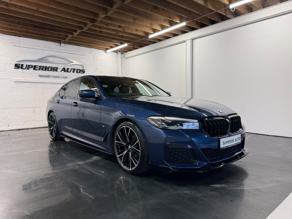 2022 BMW 5 Series - image 8