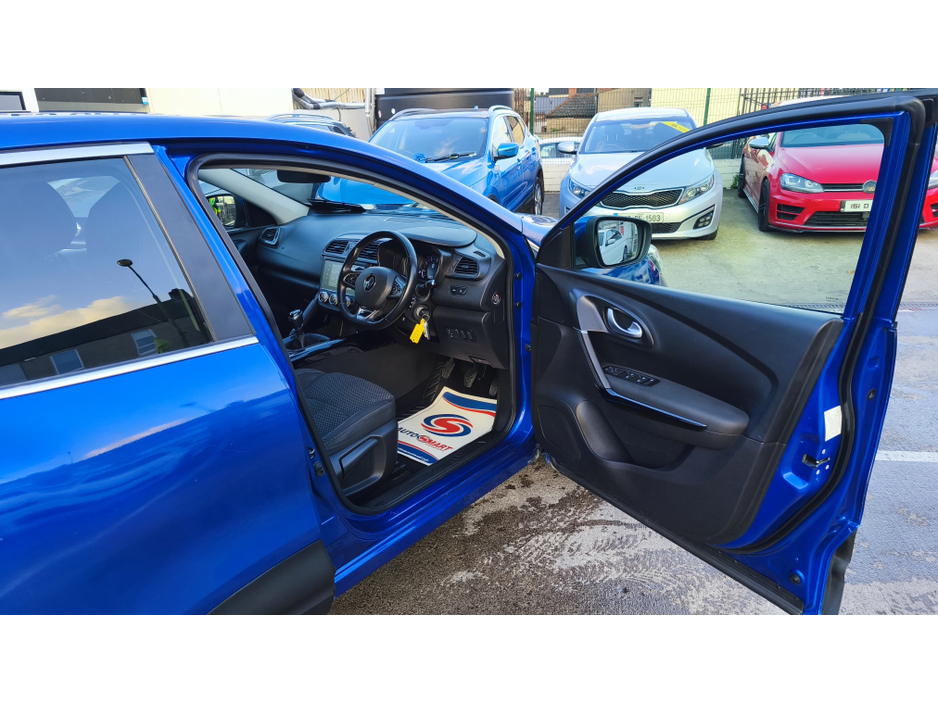 2019 Renault Kadjar - image 9