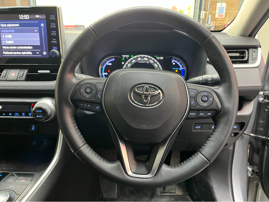 2021 Toyota Rav4 - image 9