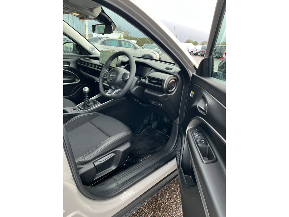 2025 Jeep Avenger 1.2 PETROL 100HP MT Altitude