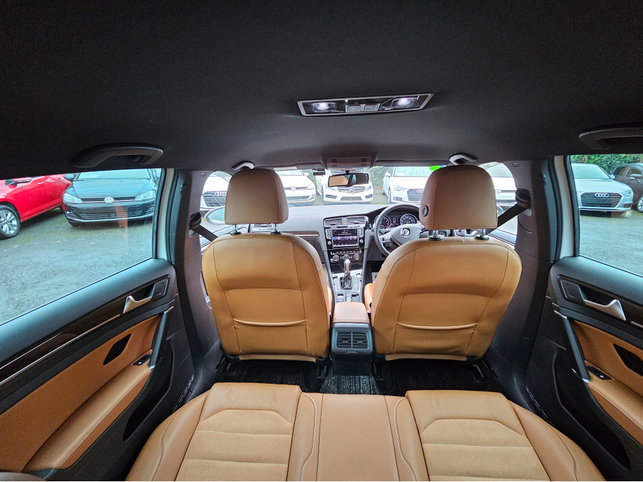 2014 Volkswagen Golf - image 7