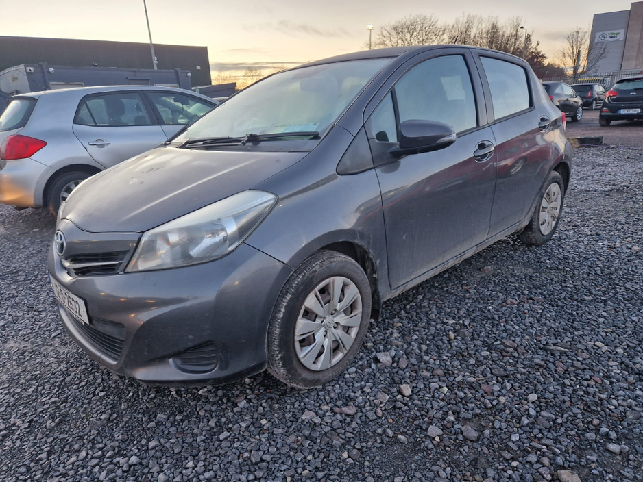 2012 Toyota Yaris 1.0 LUNA 4DR **READ ADD ** €3,500