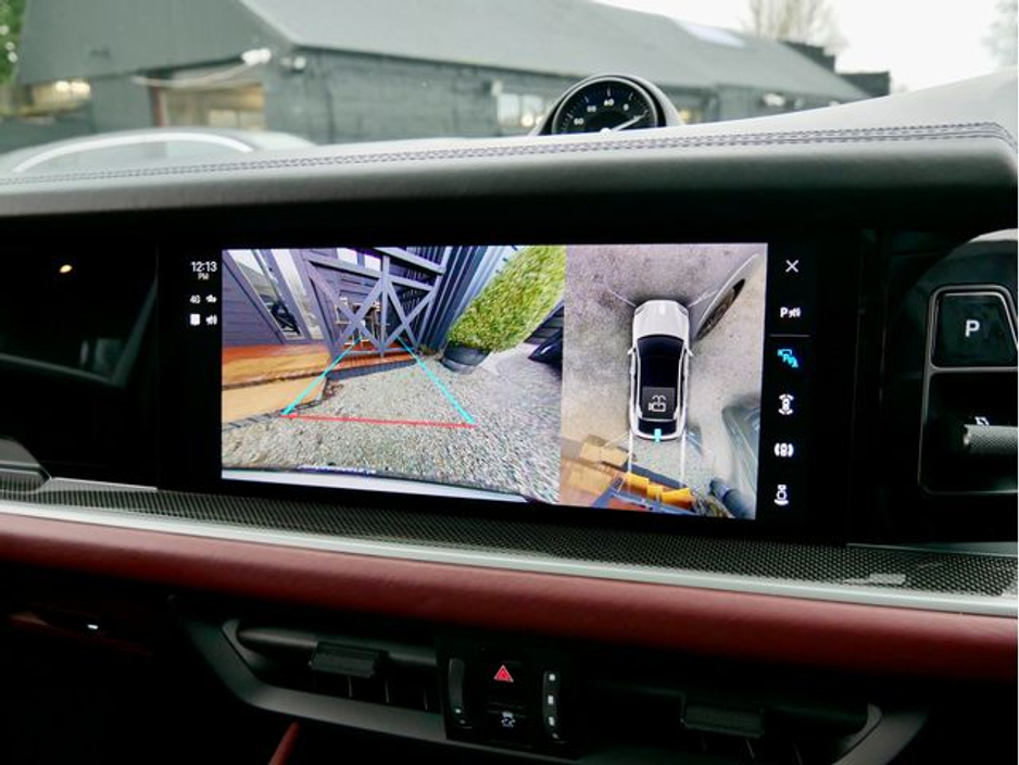 2024 Porsche Cayenne - image 31