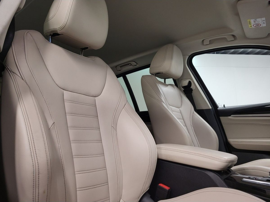 2021 BMW X3 xDrive30e xLine €43,975