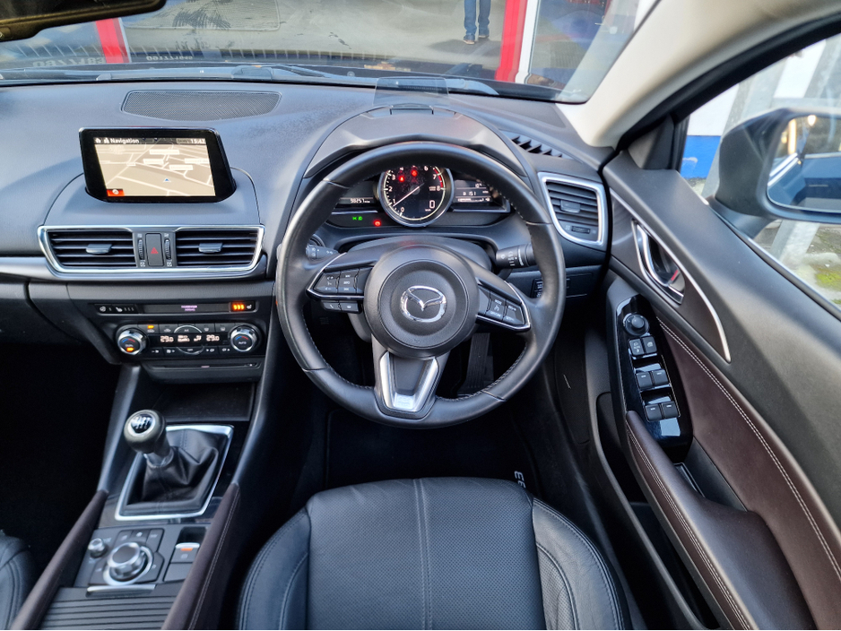 2016 Mazda Mazda3 PETROL-SPORT NAV-LOW MILES-NEW NCT €10,950