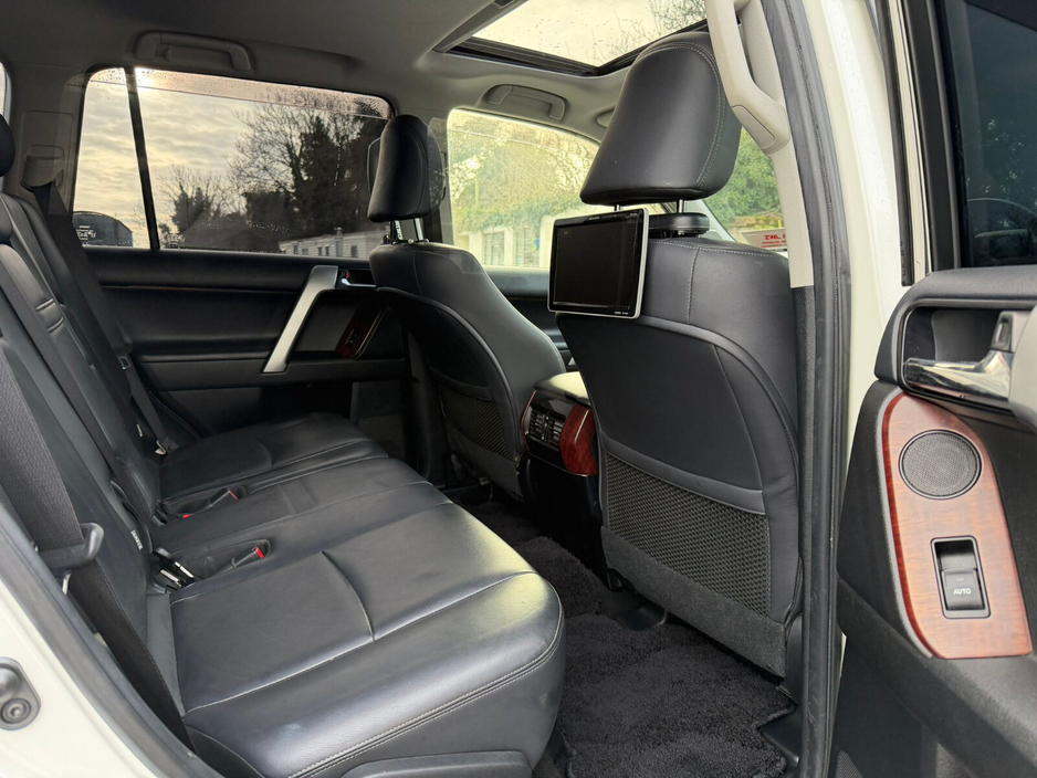 2017 Toyota Landcruiser 