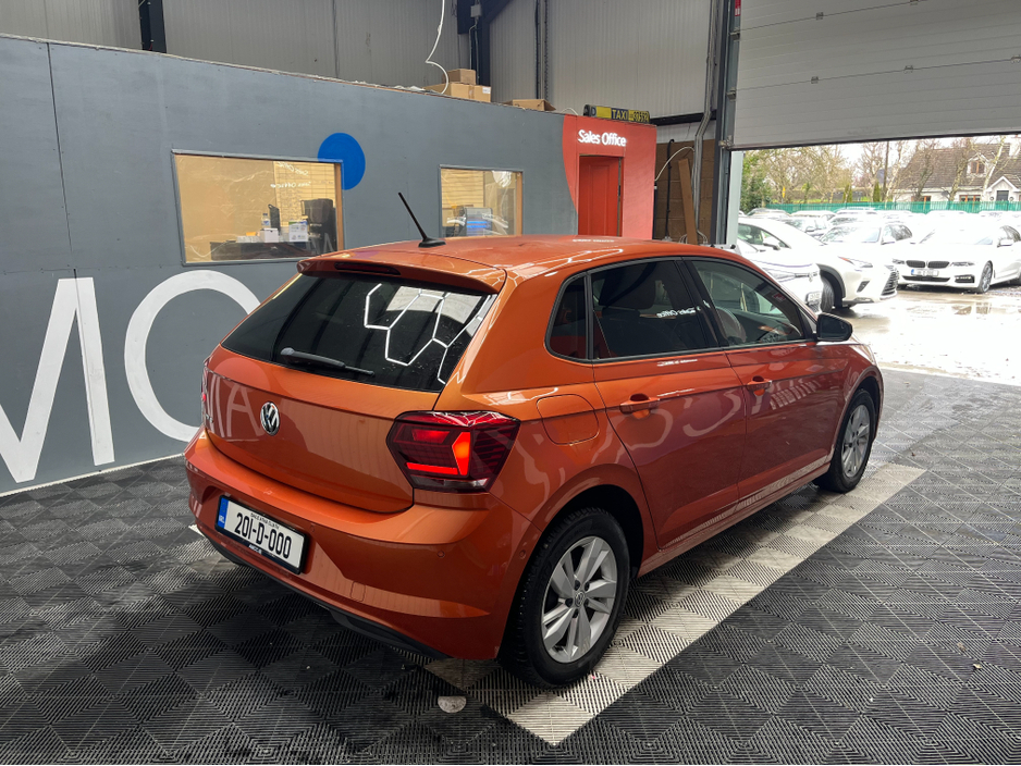 2020 Volkswagen Polo - image 2