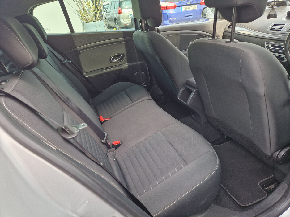 2016 Renault Megane - image 16