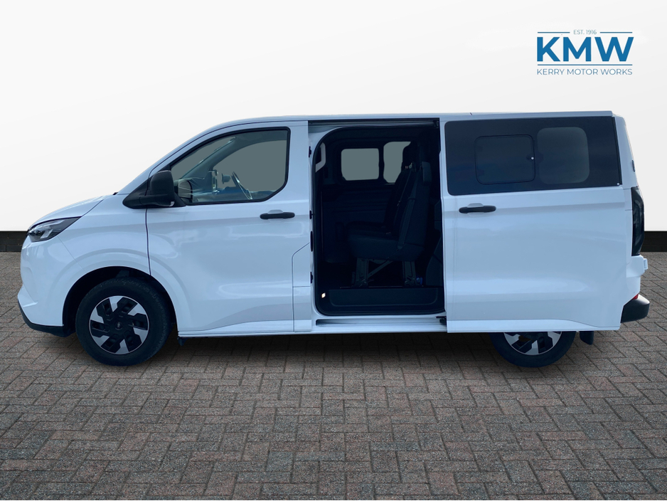 2025 Ford Transit Custom Crewcab SWB PHEV 232BHP Auto
