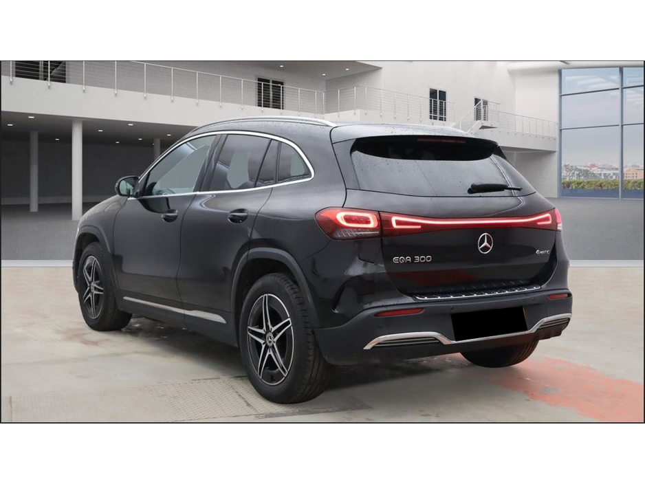 2023 Mercedes-Benz EQA - image 3