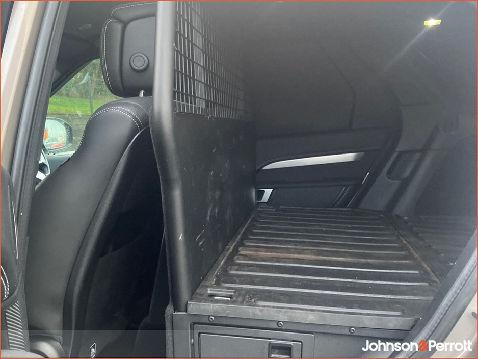 2023 Land Rover Discovery DISCOVERY DISCOVERY 3.0 SD6 R- (Price Excludes VAT) €44,634