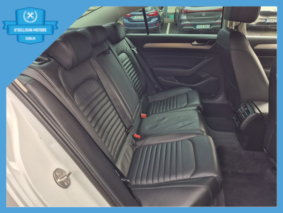 2016 Volkswagen Passat - image 21