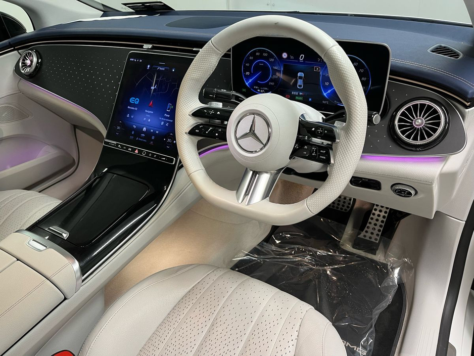 2025 Mercedes-Benz EQE 300 AMG - 21 Inch Alloys - Reversing Camera - Panoramic Sunroof - Ambient Lighting - Sat Nav - Climate Control - Heated Seats - Keyless Start - Apple CarPlay/Android Auto
