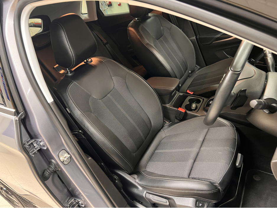 2023 Opel Grandland AUTOMATIC HYBRID Tiny Kms As New Top Of The Sportsline Spec Twin Tone €28,950