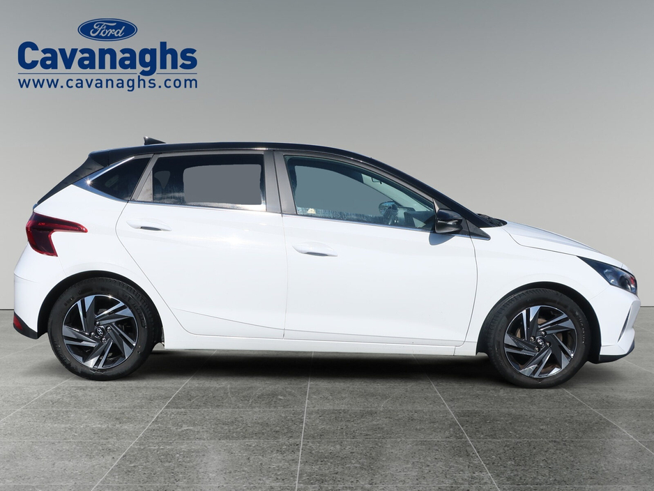 2023 Hyundai i20 - image 2
