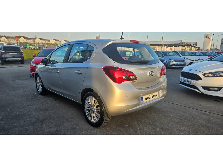 2015 Vauxhall Corsa - image 8