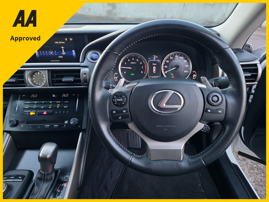 2014 Lexus IS 300 h * 2.5 PETROL/HYBRID * NEW NCT €13,900