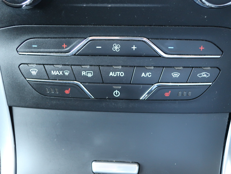 2019 Ford Galaxy 2.0TDCi 150PS Titanium Powershift €25,995