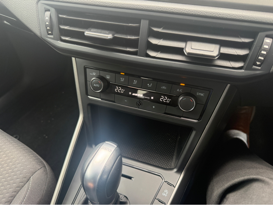 2018 Volkswagen Polo - image 14