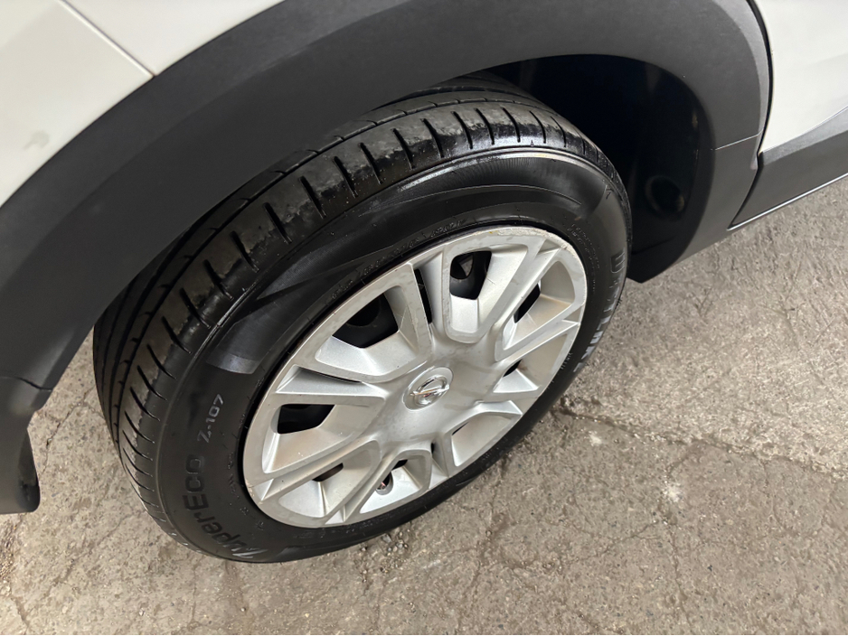 2021 Opel Crossland X - image 8