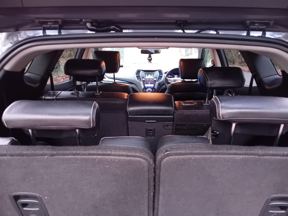 2016 Hyundai Santa Fe EXECUTIVE 4 WD 7 SEATER  SUV @ REDDY 2 DRIVE LTD €9,500