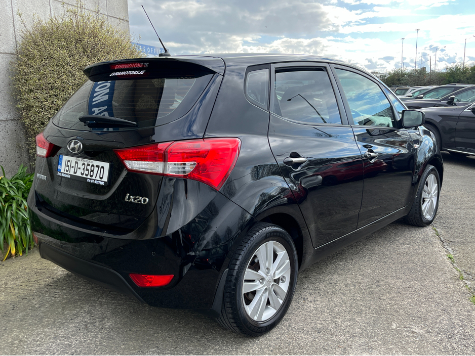 2015 Hyundai ix20 - image 4