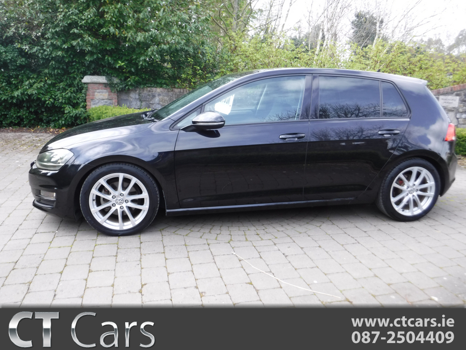 2016 Volkswagen Golf - image 5