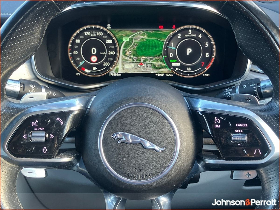 2022 Jaguar F-Pace - image 19