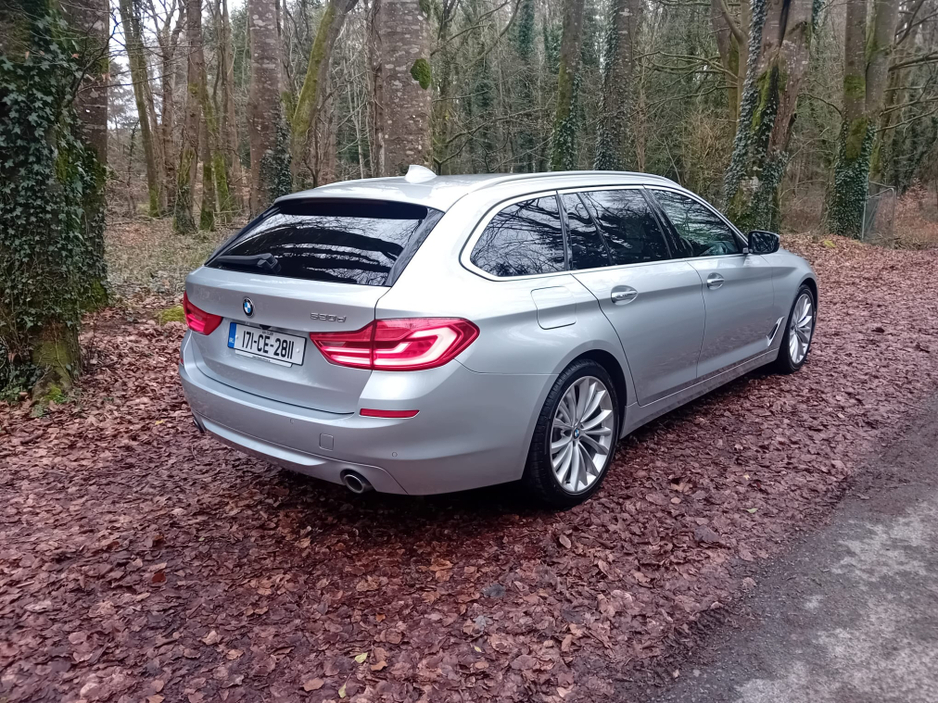 2017 BMW 5 Series 520 D  AUTO SE 5DR ESTATE TOURING  @ REDDY2DRIVE LTD €21,500