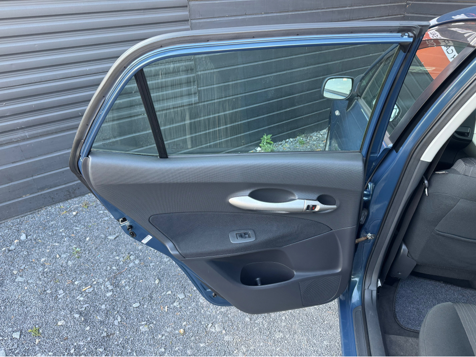 2008 Toyota Auris - image 17