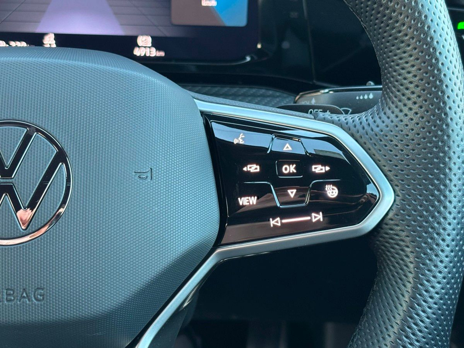 2023 Volkswagen Golf R-LINE 1.5 MHEV PETROL AUTO 5 DOOR €33,995