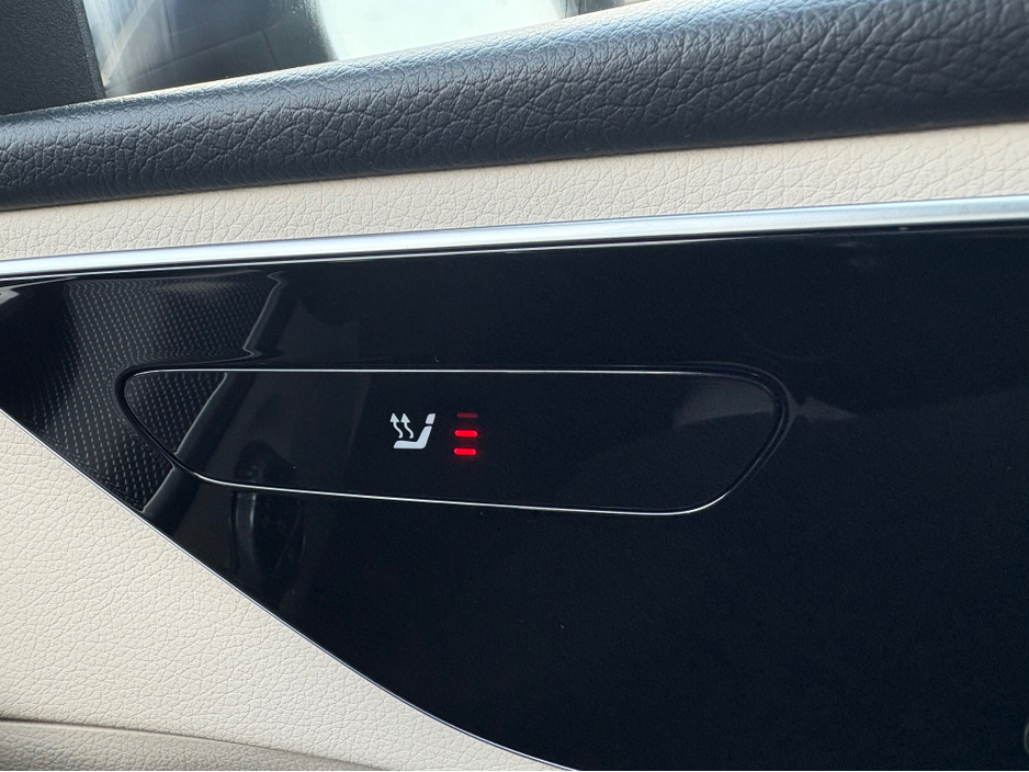 2021 Mercedes-Benz C Class - image 12