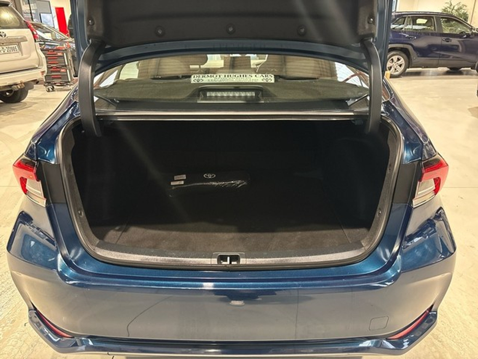 2024 Toyota Corolla - image 10