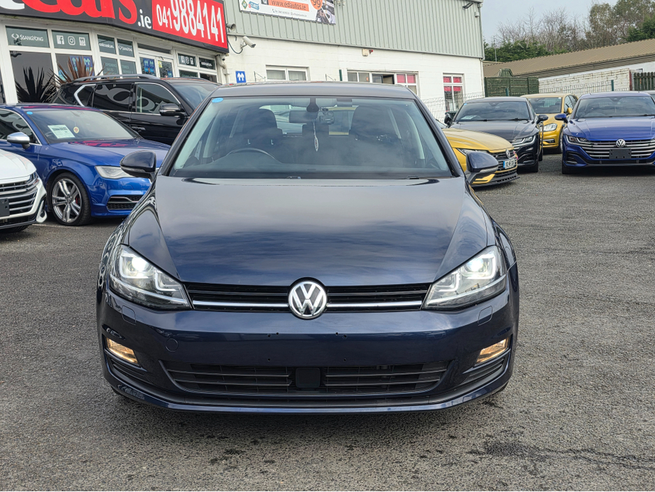 2016 Volkswagen Golf - image 4