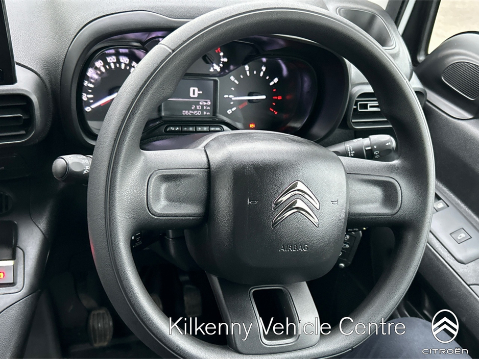 2024 Citroen Berlingo - image 14