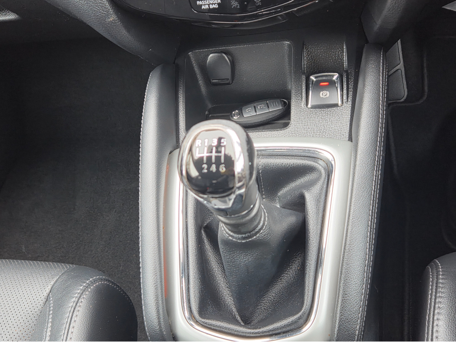 2017 Nissan Qashqai ** DEPOSIT TAKEN ** 1.5 SV PREMIUM E6 4DR €15,950