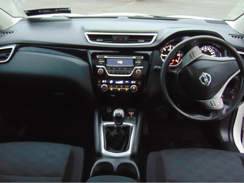 2016 Nissan Qashqai - image 14