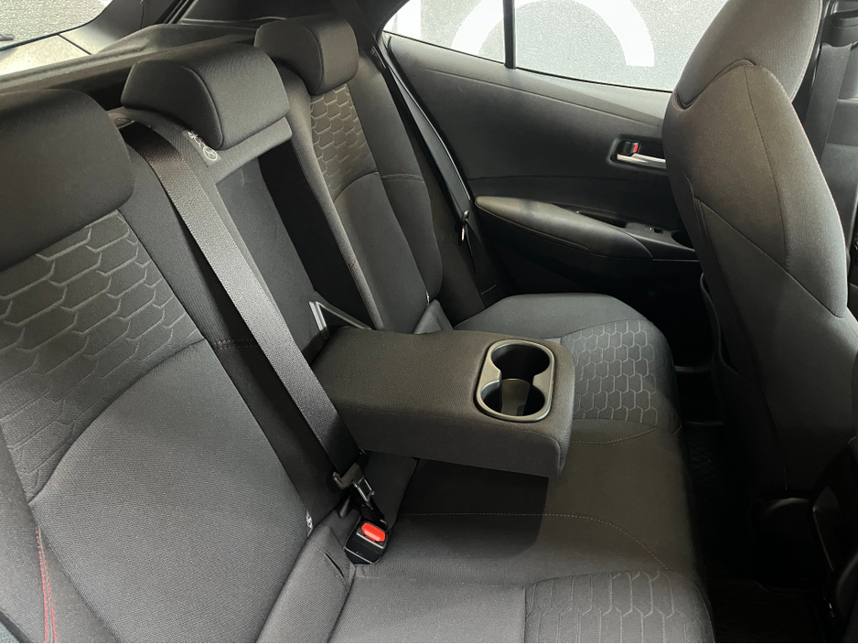 2025 Toyota Corolla - image 12