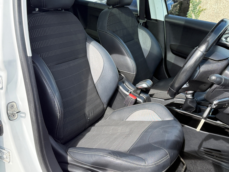 2016 Peugeot 2008 - image 19