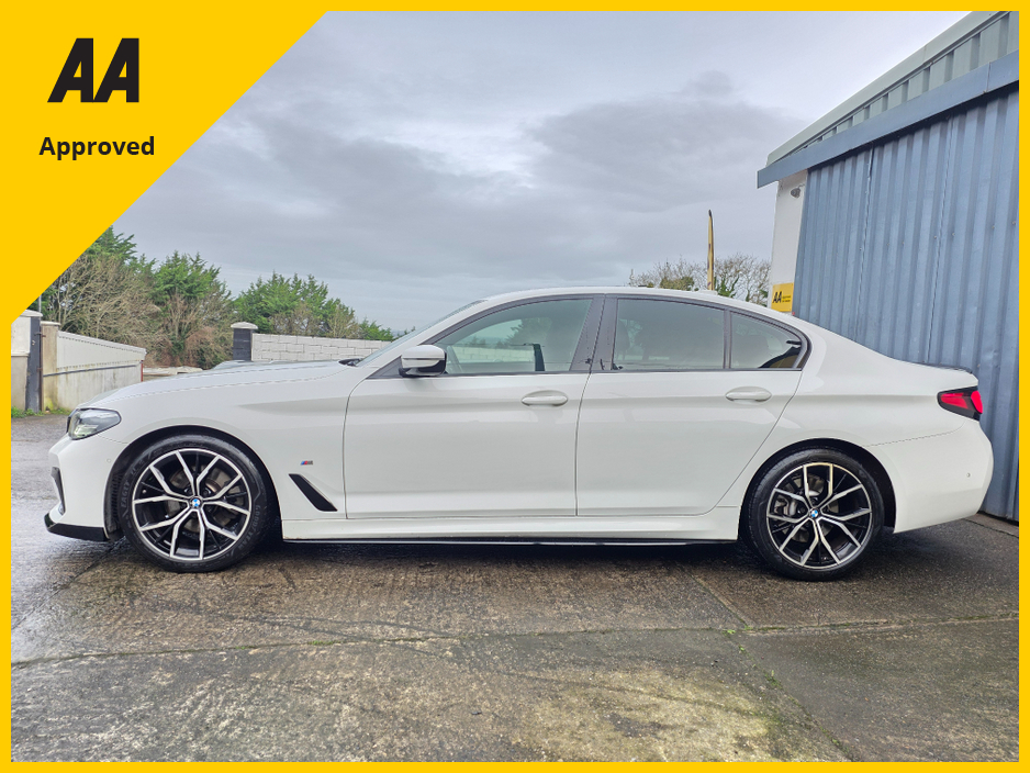 2021 BMW 5 Series 520D M-SPORT * LOW MILES * HARMAN/KARDON €37,900