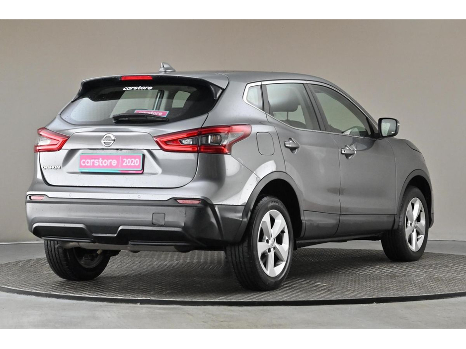 2020 Nissan Qashqai - image 9