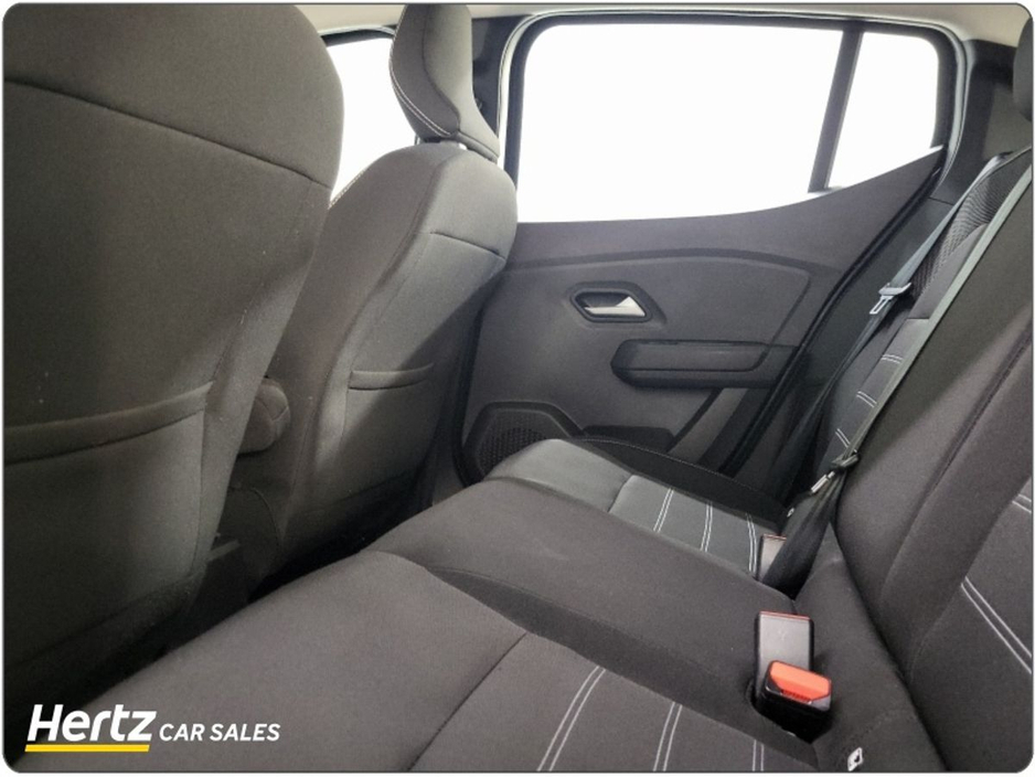 2023 Dacia Sandero - image 13