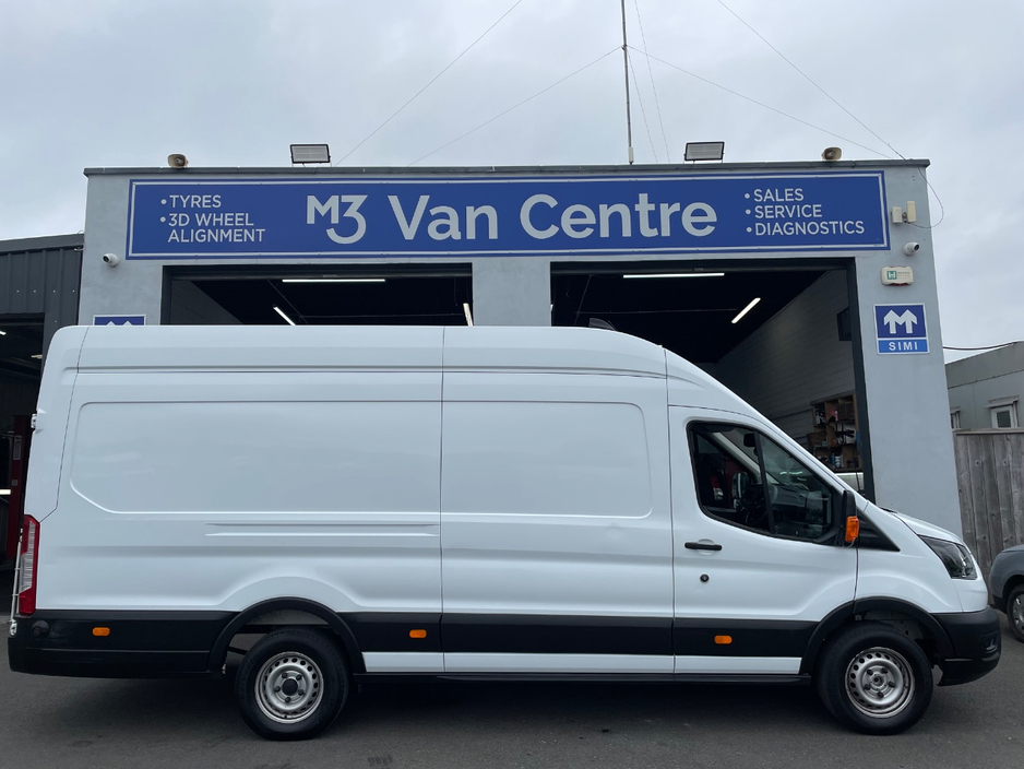 2024 Ford Transit - image 5