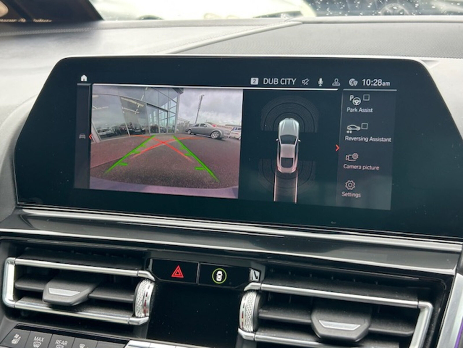 2019 BMW 8 Series - image 23