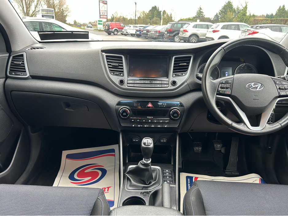 2017 Hyundai Tucson - image 10