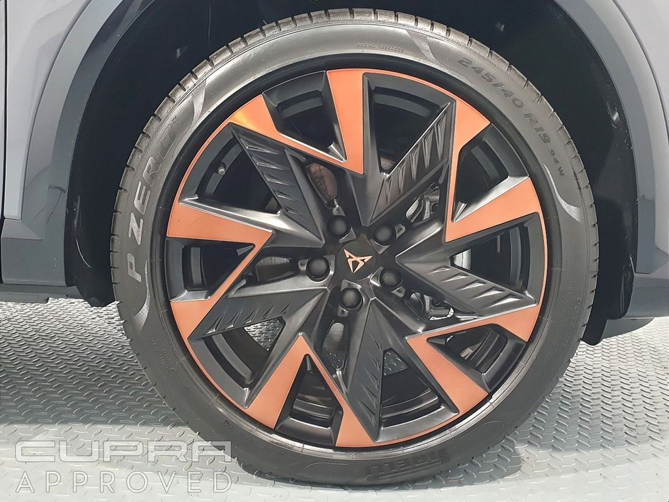 2025 Cupra Formentor 1.5 eTSI 150hp Auto €41,945